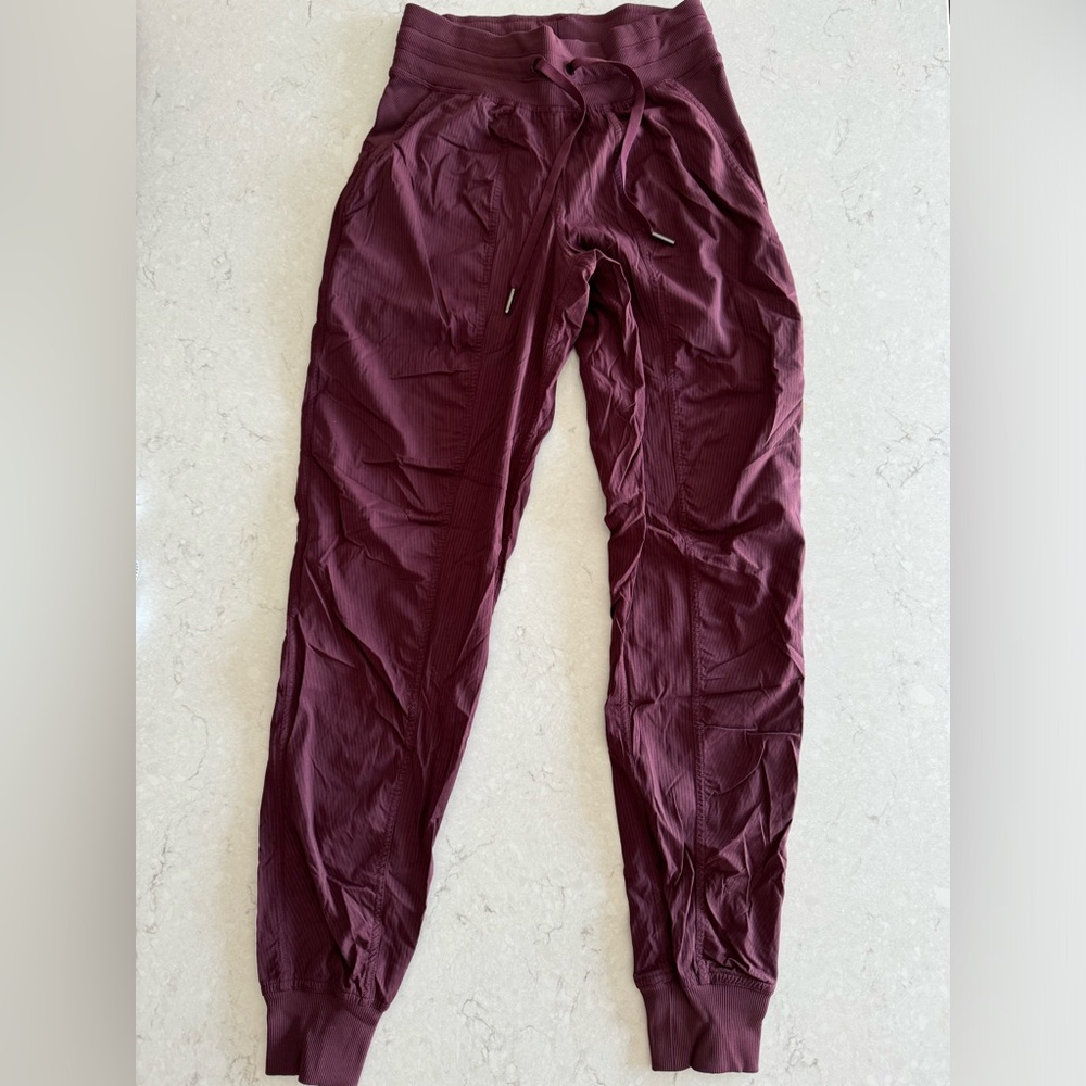 Lululemon dance studio joggers